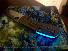 Cargar imagen en el visor de la galería, Espaciadores en resina luminiscente