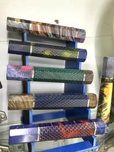 Cargar imagen en el visor de la galería, Pletinas para cachas en resina y aluminio tipo panal